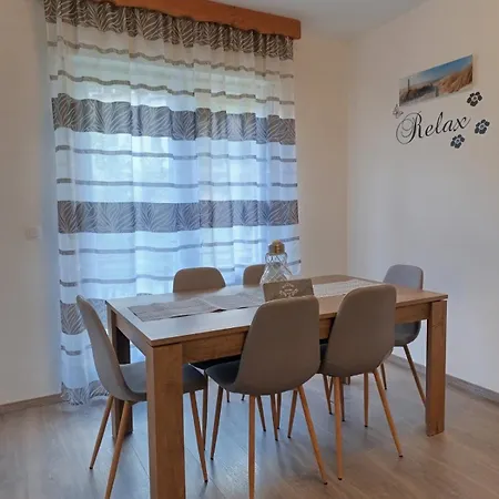Penko Apartment Lovran Exterior photo